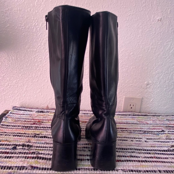 SOLD:.90s Black Leather Mid-Calf Chunky Boots - Picture 7 of 16